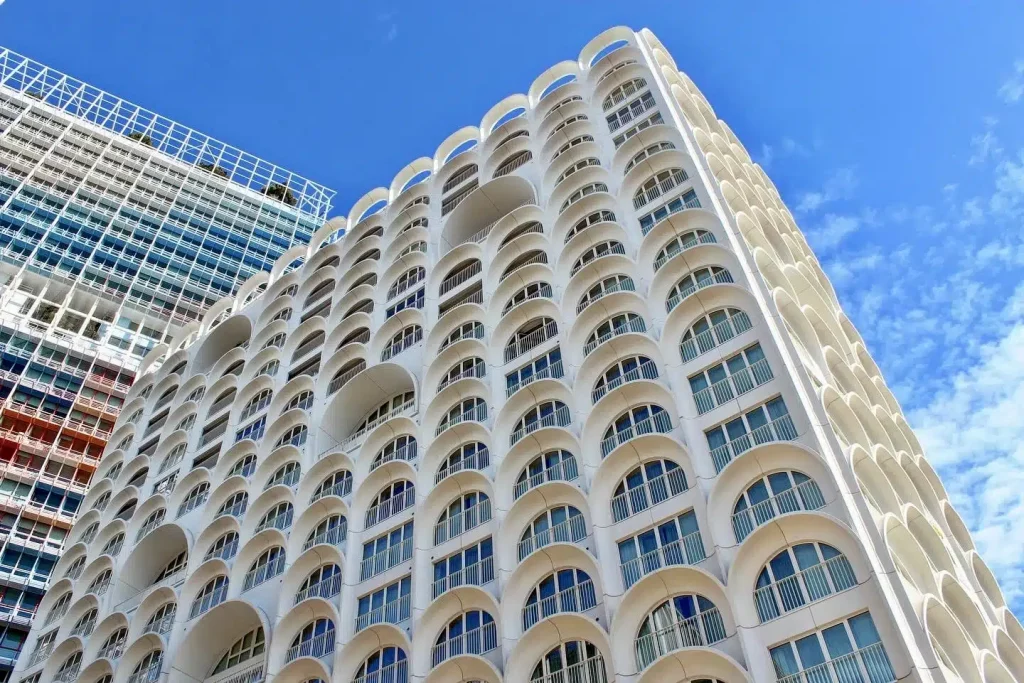 Marsella se Reinventa con el Hotel de la Porte Bleue