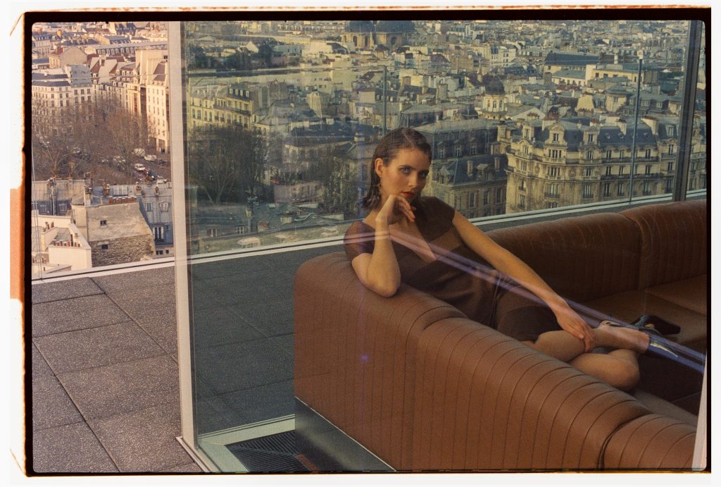 L&rsquo;hôtel SO/ Paris dévoile un partenariat mode avec SUMO Curated