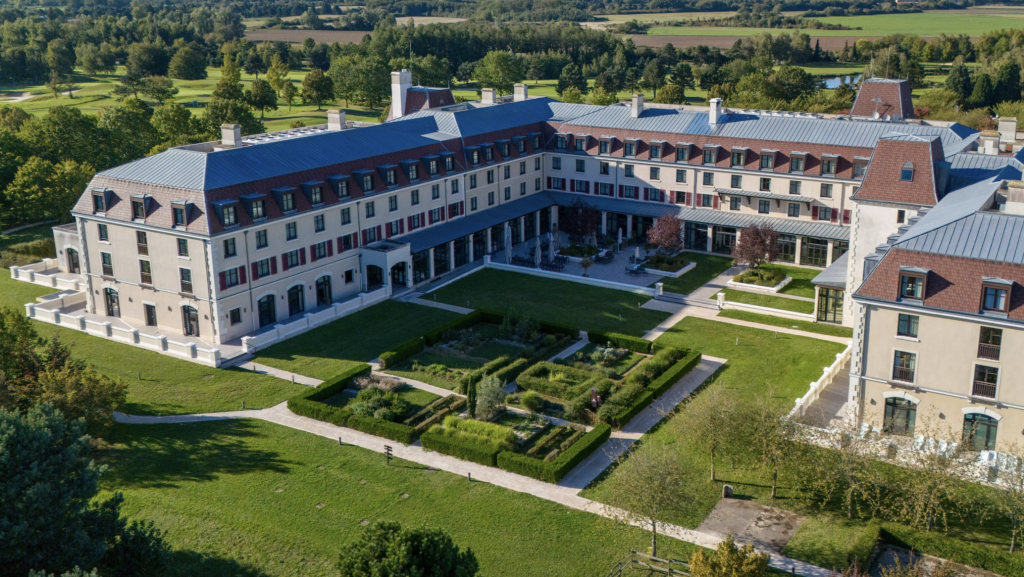 The new luxury hotels opening in Paris in 2026…