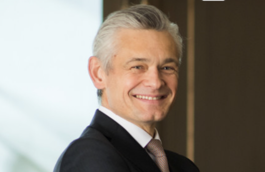 🛎️ Nomination de Prestige : Arnaud de Saint-Exupéry, Nouveau Directeur Général du Ritz Paris