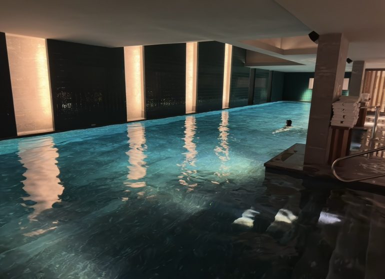 Notre avis complet sur l&rsquo;hôtel La Fondation à Paris : Le nouveau meilleur hôtel de Paris !