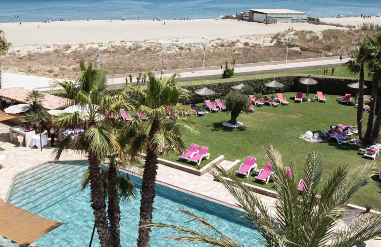 The Great Catalan Hotel Everyone Loves, “Les Flamants Roses” · and We Finally Understand Why!