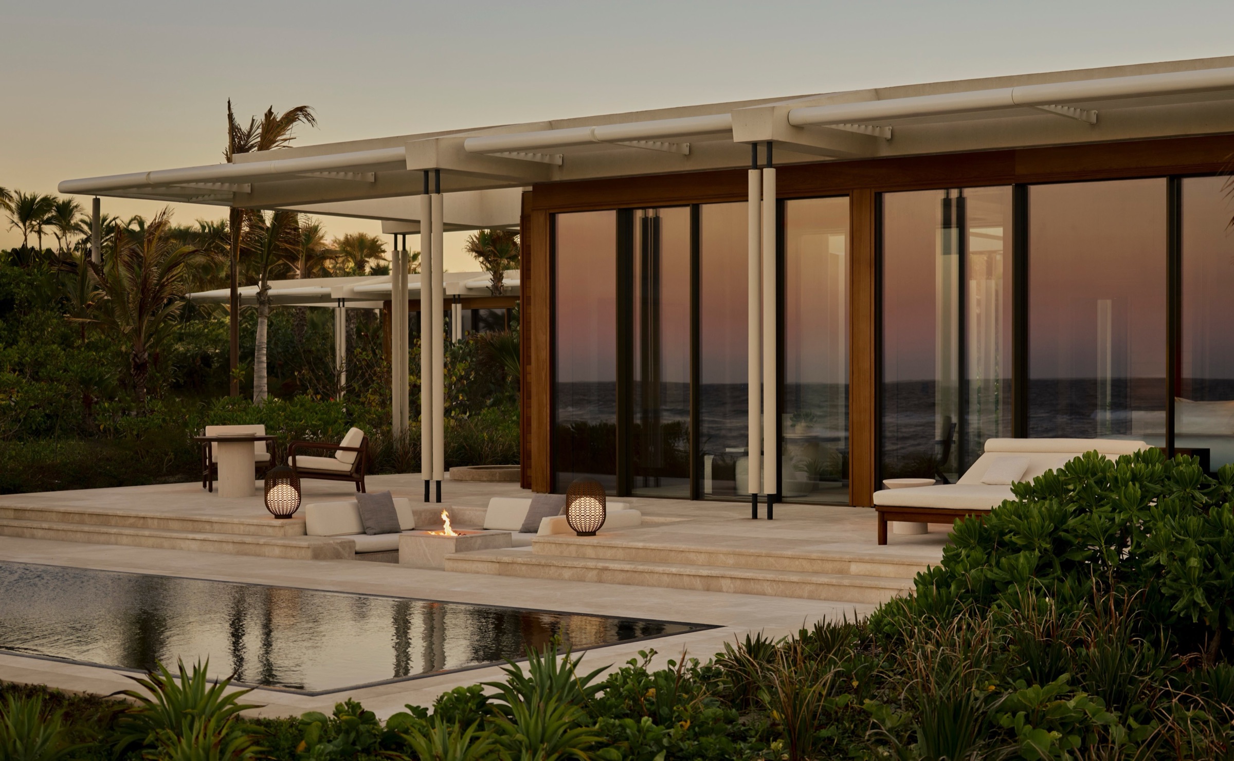 Amanvari, l'extérieur d'une Beachfront Casita posée sur le sable