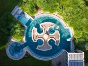 Hôtel Lyon Métropole by Arteloge piscine olympique 50 mètres extérieure vue drone
