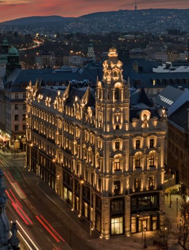 Marriott Budapest · le St. Regis dans le Palais Klotild Belle Époque inscrit à l'UNESCO