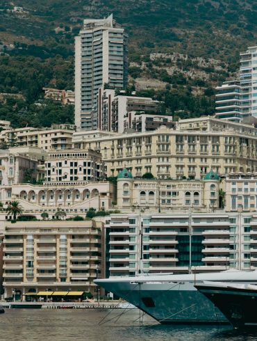 Port Hercule de Monaco vu depuis les hauteurs