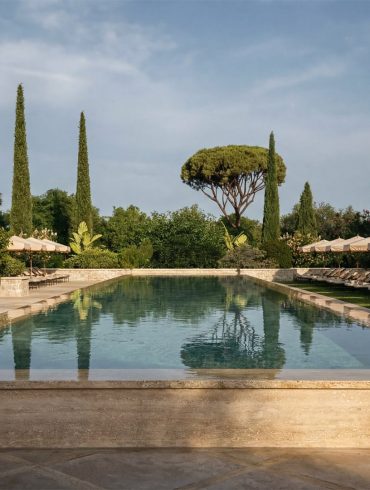 Hôtel Nolinski Golfe de Saint-Tropez · piscine extérieure · ouverture avril 2027