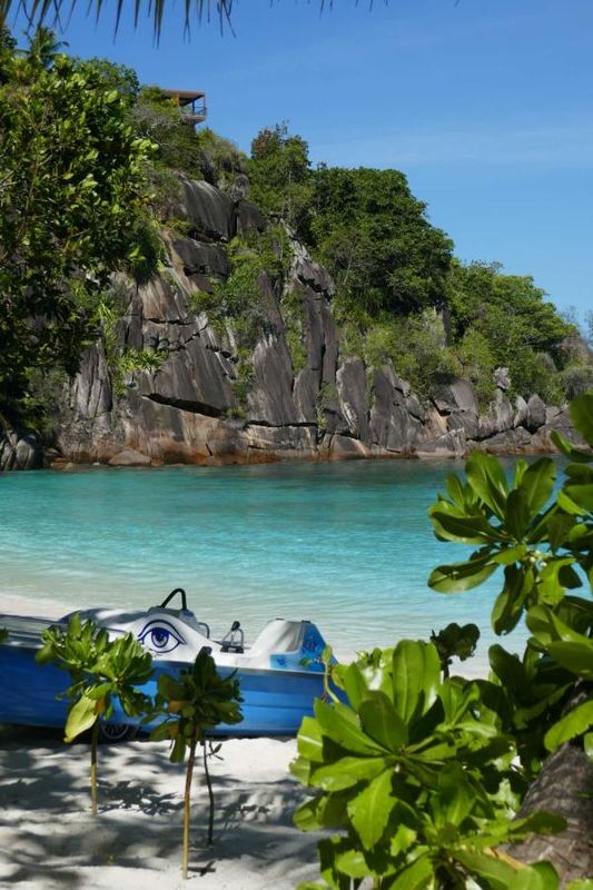Notre avis sur le Four Seasons Resort Seychelles, luxe vertical et plage de carte postale