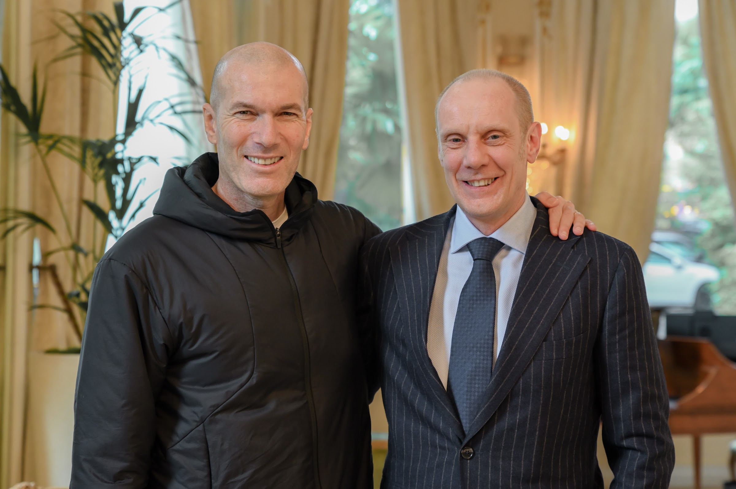 Zinédine Zidane et le PDG Stefano Plotegher au Palace Merano
