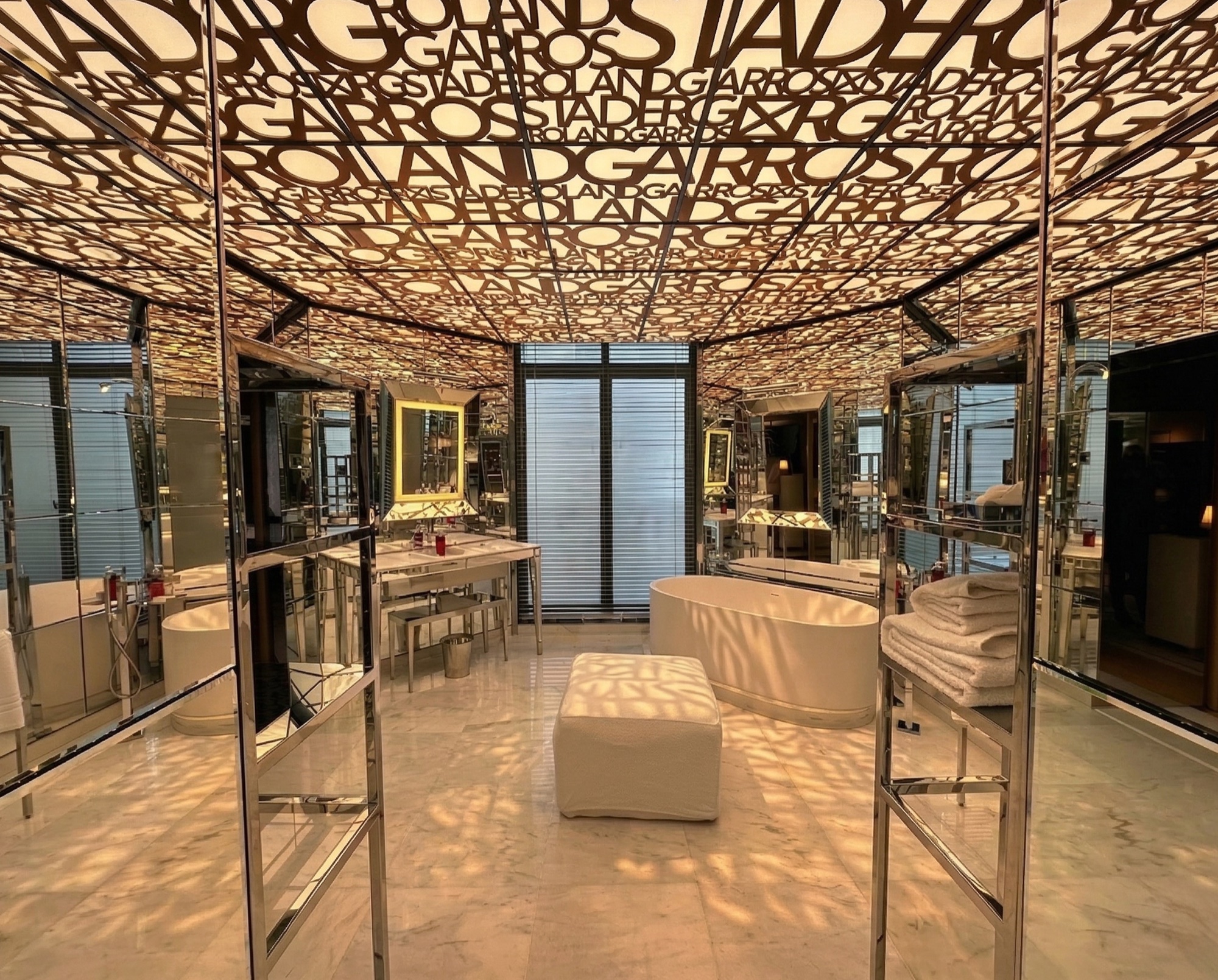 Salle de bain Suite Royal Monceau Roland-Garros