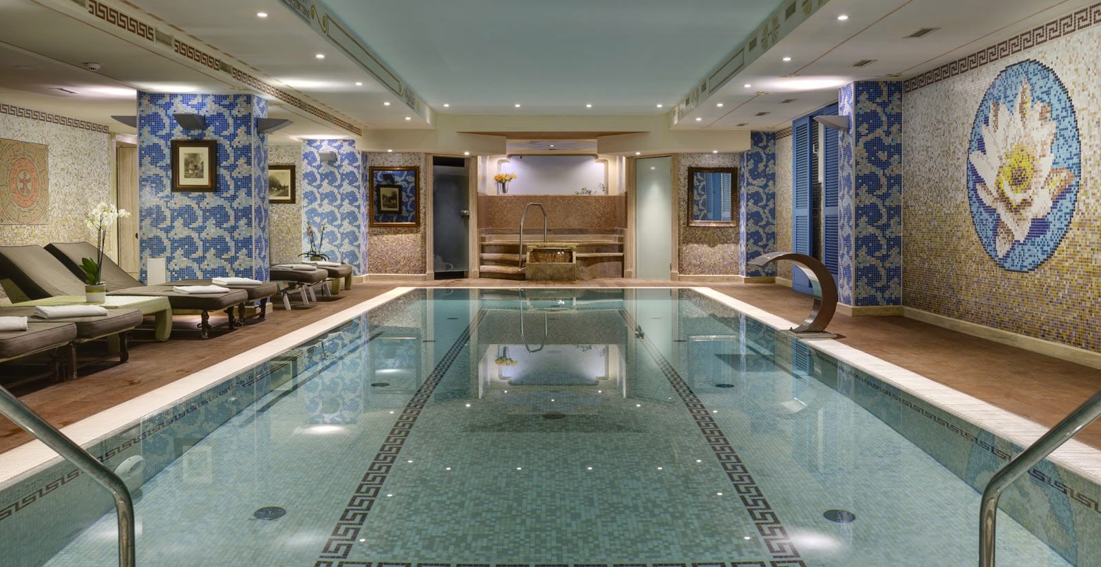 The indoor pool of the Diamond Spa at the Swiss Diamond Hotel