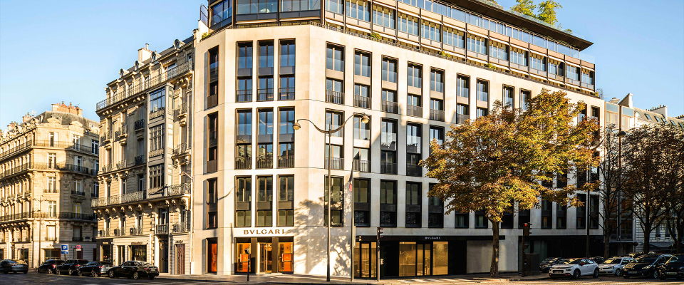 Façade du Bvlgari Hotel Paris avenue George V