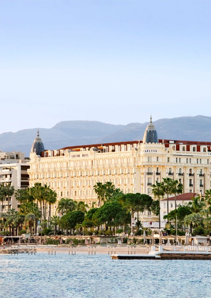 Pourquoi les palaces sont-ils si chers ? (ce que paie vraiment une nuit)