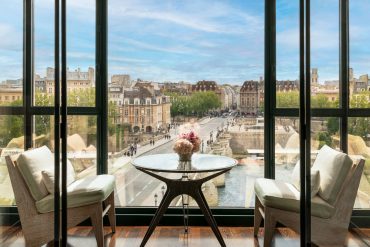 Suite avec vue sur la Seine au Cheval Blanc Paris