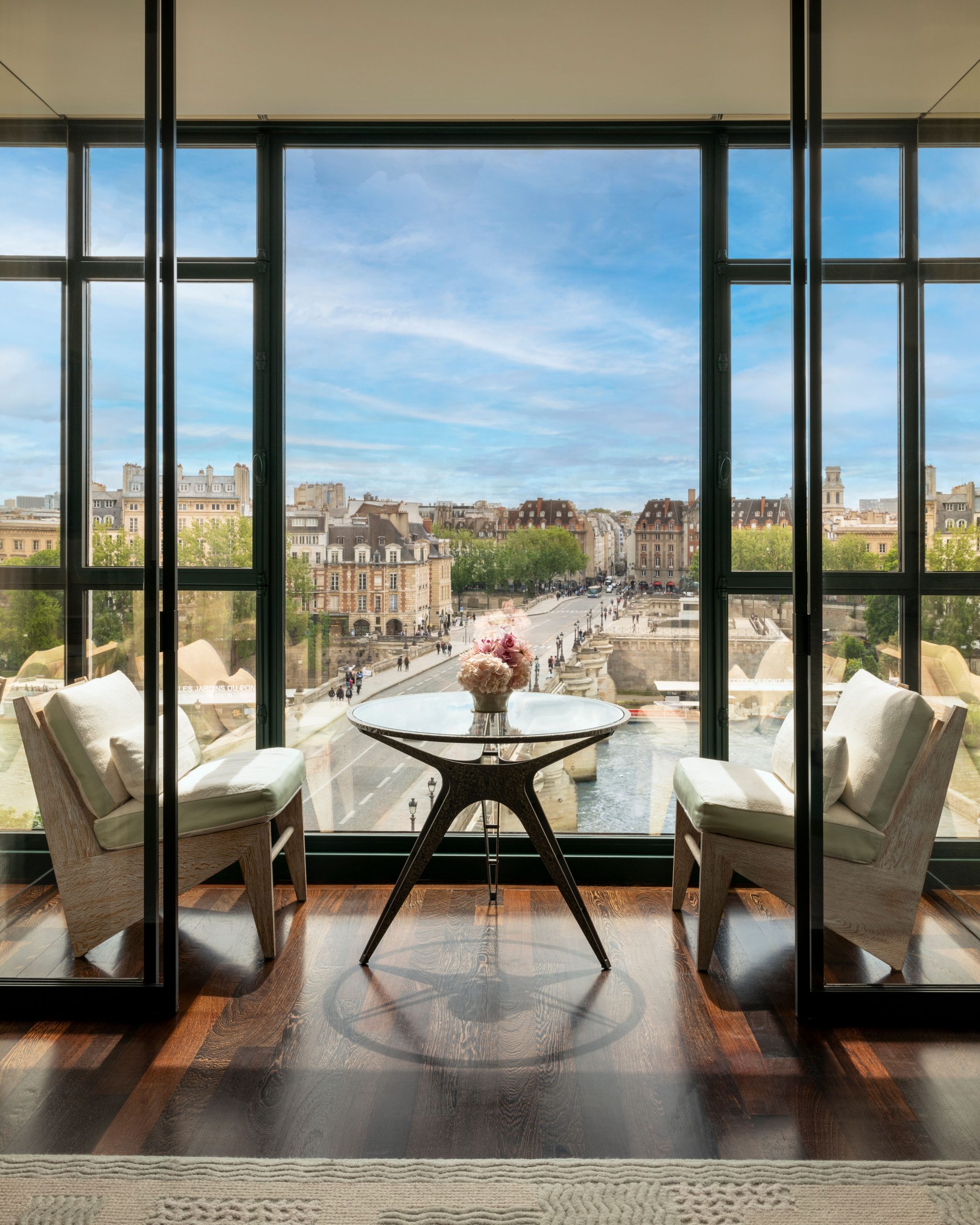 Suite avec vue sur la Seine au Cheval Blanc Paris