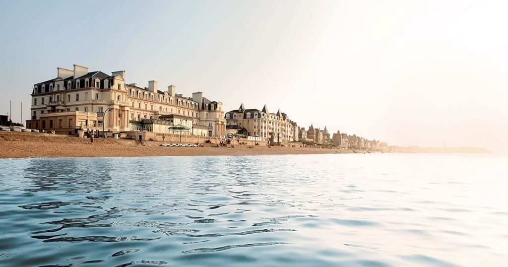 Los mejores hoteles en Saint-Malo · nuestro ranking 2026 (vistas al mar y talasoterapia)