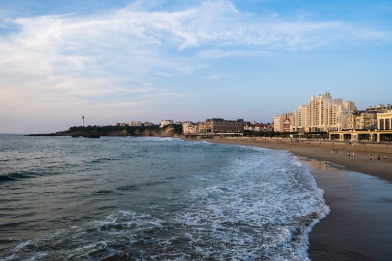 Grande Plage de Biarritz vue depuis le front de mer