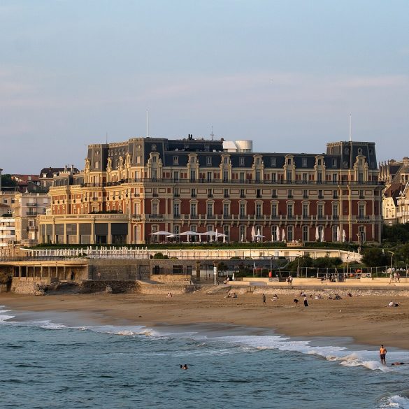 L'Hôtel du Palais de Biarritz, seul palace de la côte atlantique, déclassé en 2026