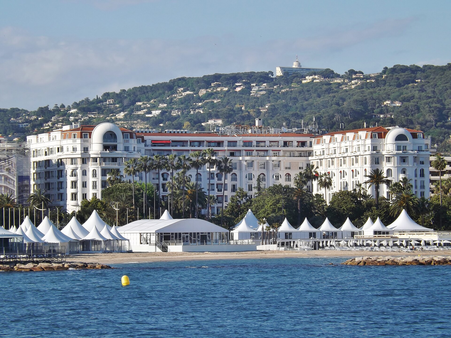 L'Hôtel Barrière Le Majestic sur la Croisette à Cannes