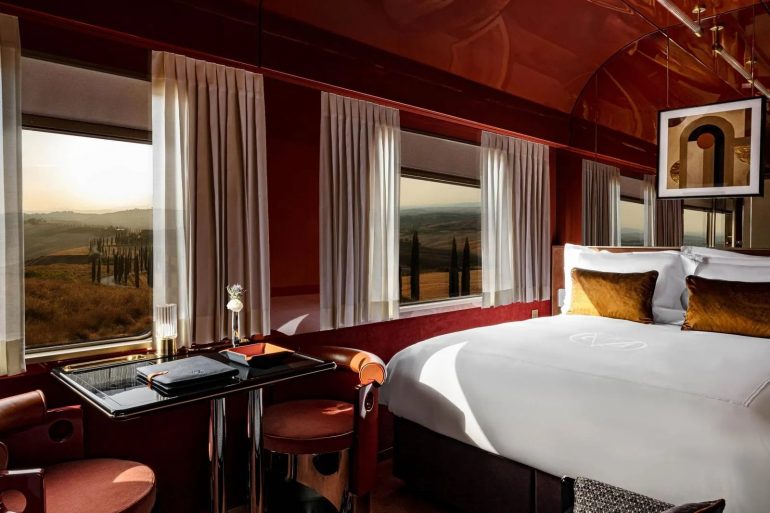 Suite du train-hôtel de luxe La Dolce Vita Orient Express