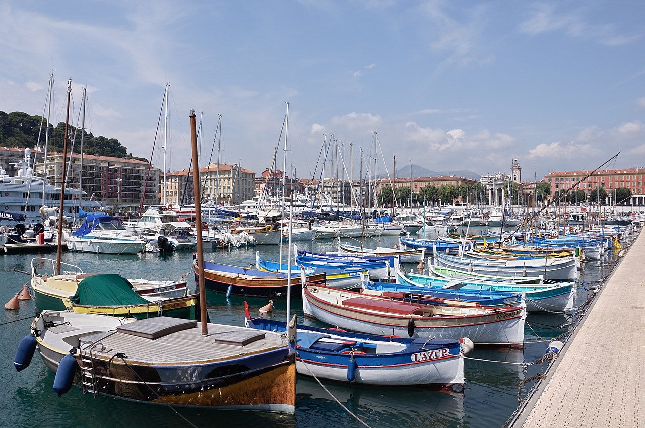 Le port de Nice, sur la Côte d'Azur