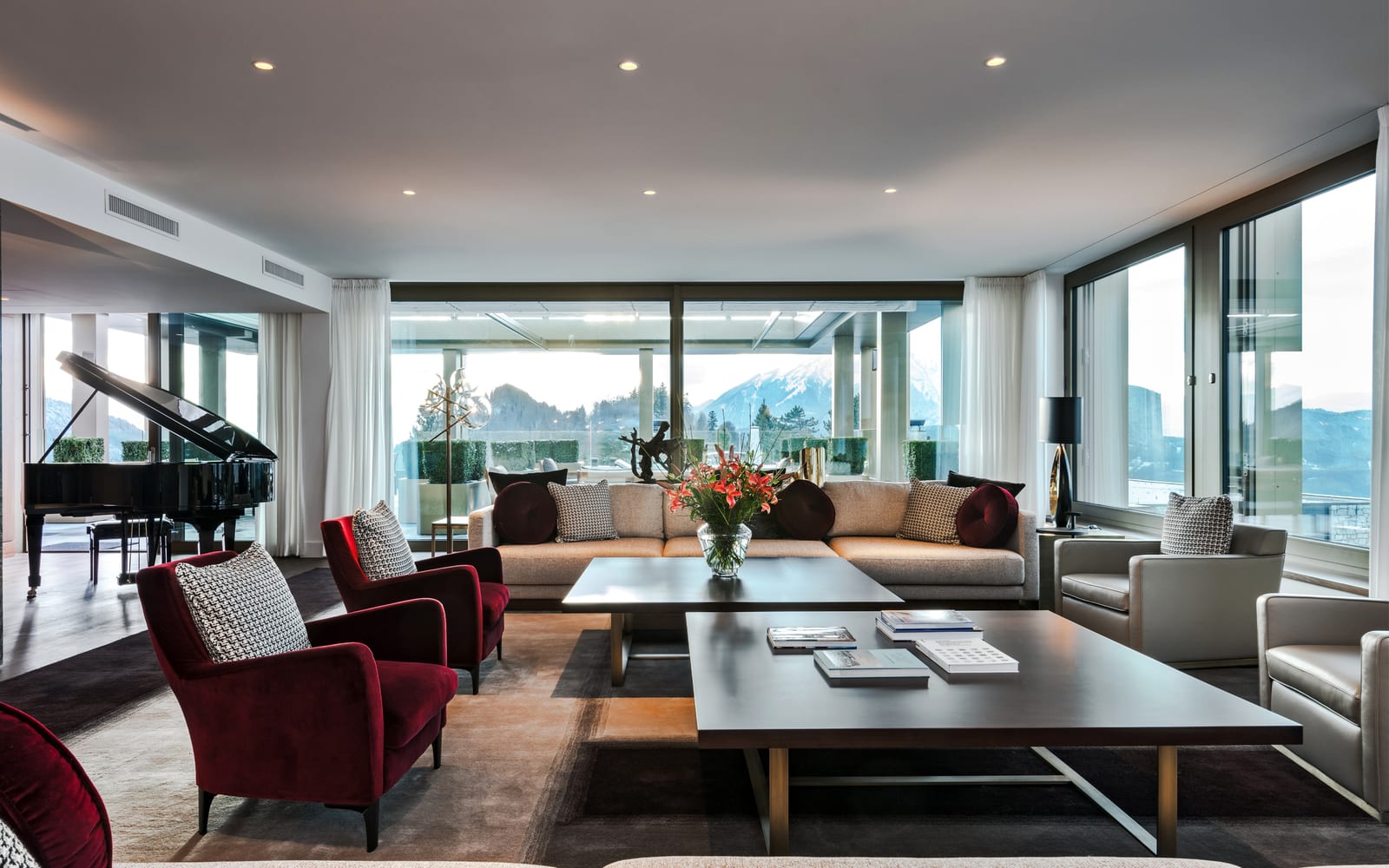 Royal Suite du Bürgenstock Hotel & Alpine Spa, l'une des plus grandes suites du resort