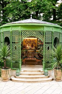La pergola vert Versailles de la terrasse du Saint James Paris