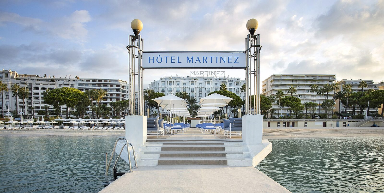 L'Hôtel Martinez à Cannes, distingué Palace en 2026 · La Revue des Hôtels