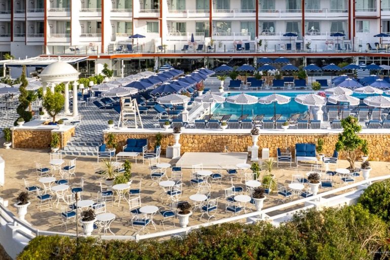 La piazzetta du Mongibello Ibiza, hôtel dolce vita de Santa Eulalia