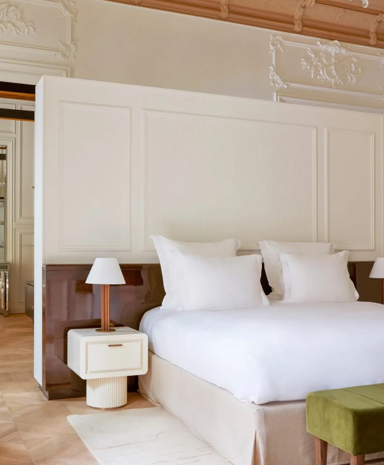La cour-restaurant de l'hôtel Maison Delano Paris