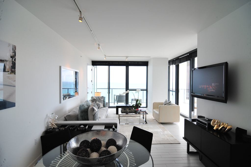 Suite du W South Beach avec vue sur l'océan à Miami Beach, avant sa rénovation en Waldorf Astoria