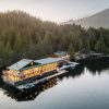 Le Wahous Wilderness Lodge dans l'anse de Quait Bay, Colombie-Britannique