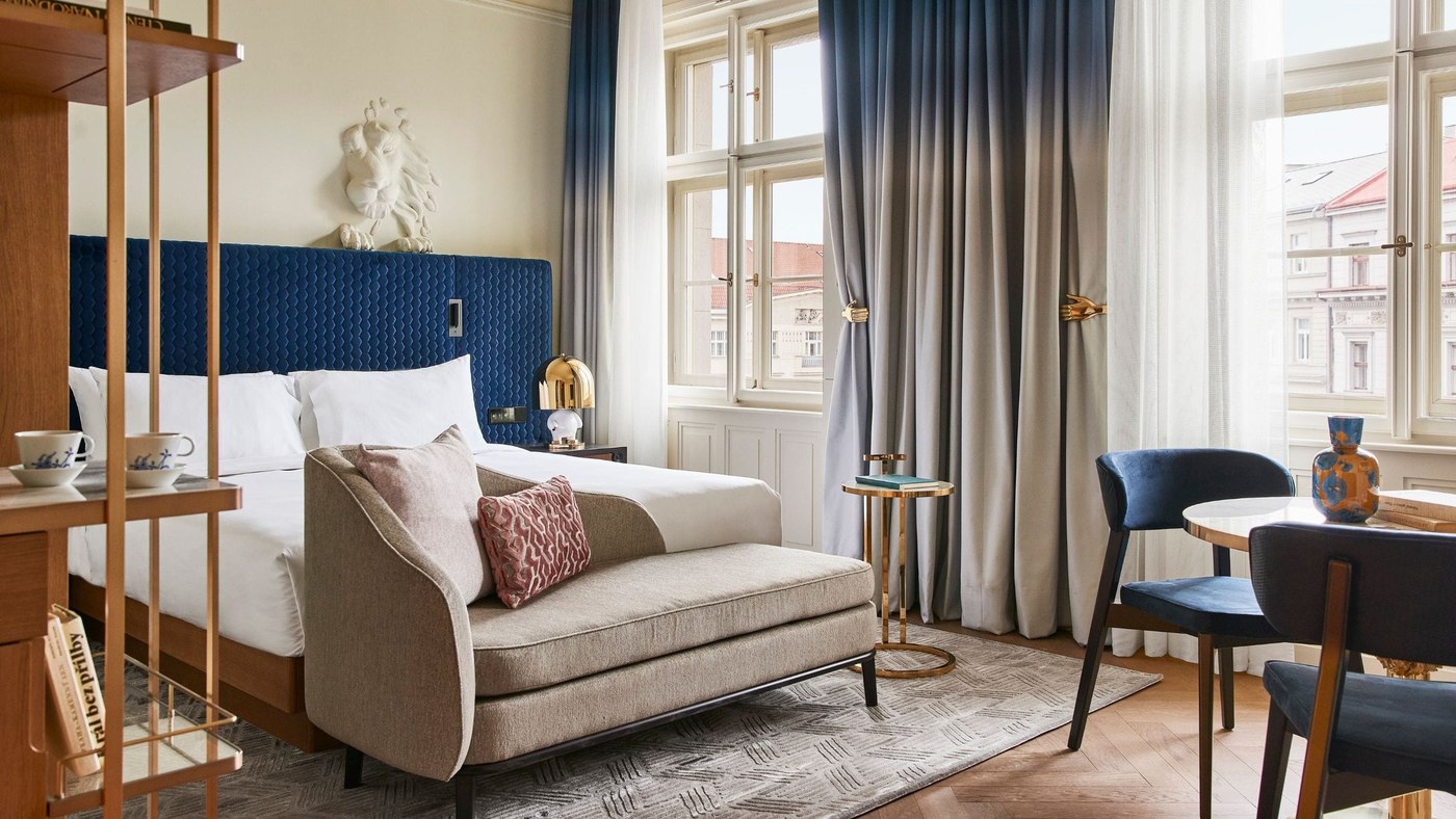 Um quarto King Premium do Andaz Prague