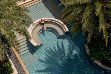Piscine d’un resort Capella Hotels & Resorts, marque singapourienne qui ouvrira son premier hôtel du Moyen-Orient à Dubaï