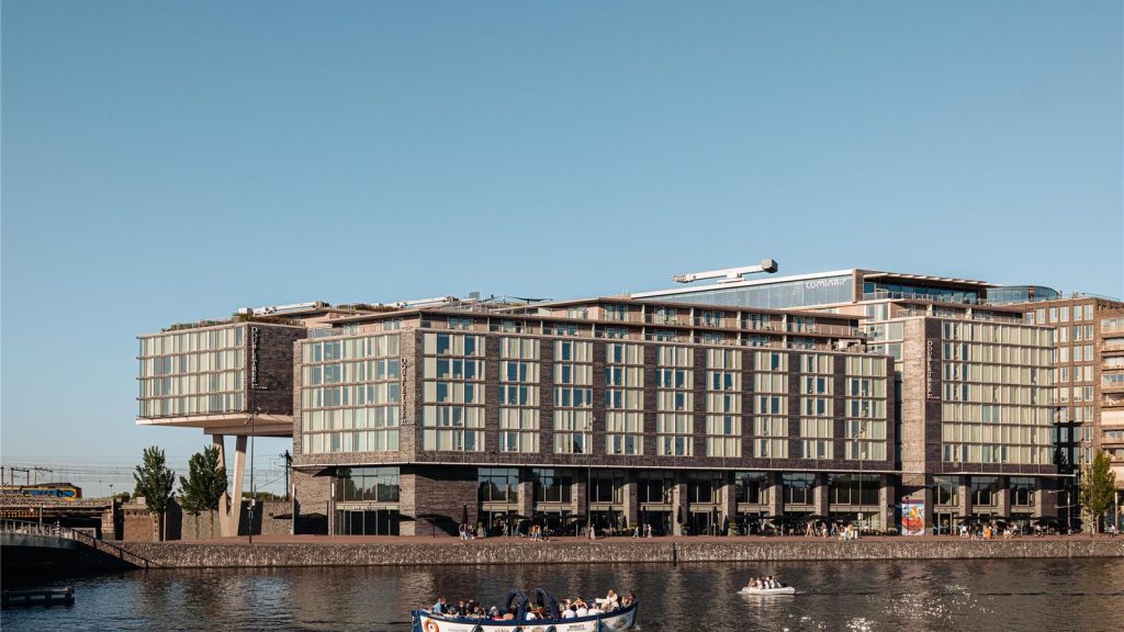 Le DoubleTree by Hilton Amsterdam Centraal Station décroche ses premières Clefs d&rsquo;Or