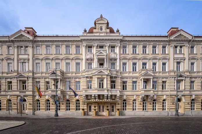 Le Grand Hotel Vilnius, Curio Collection by Hilton, passe sous pavillon Tesonet