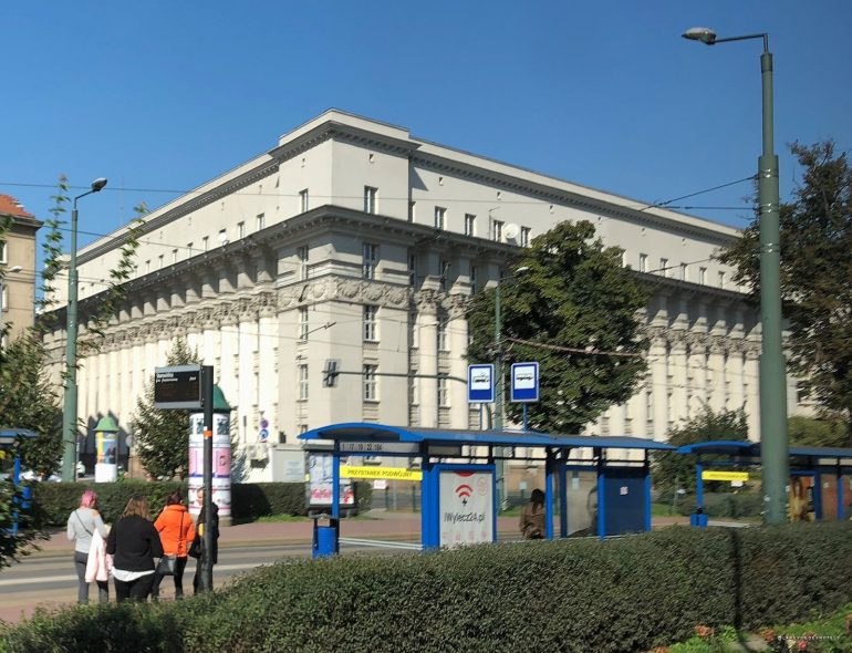 In Krakau verwandelt JW Marriott eine Bank aus dem Jahr 1922 in ein Luxushotel