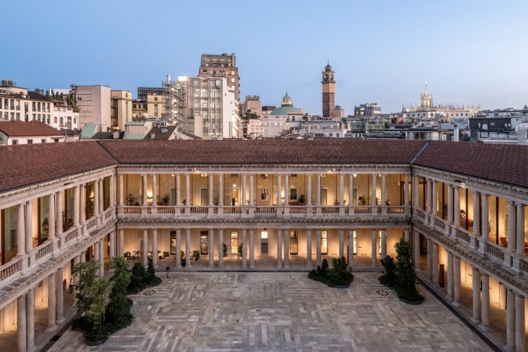 Piazza del Quadrilatero du Portrait Milano