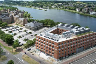 Le chantier du Van der Valk Exclusief Maastricht-Maas, sur les rives de la Meuse