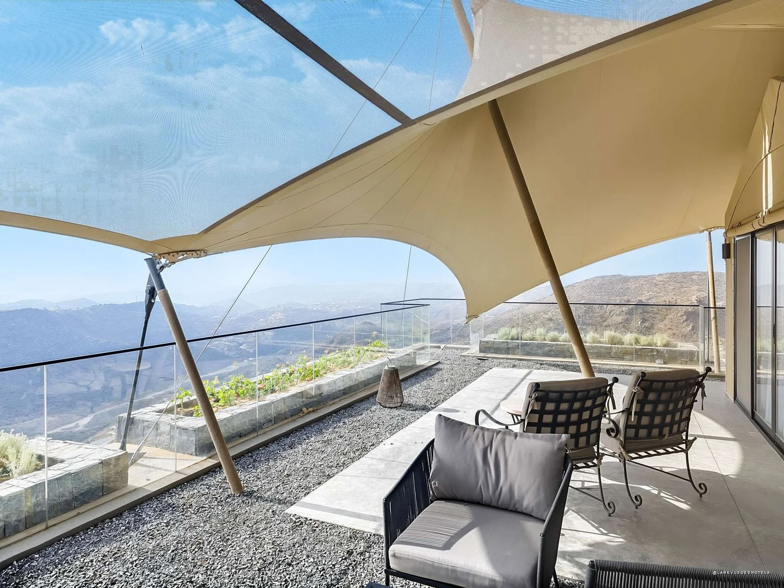 Terrasse panoramique du Gamra Mountain Resort by Mantis, à 2 260 mètres sur le mont Khairah, à Al Baha