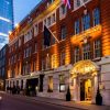 Façade du London Bridge Hotel, futur Tapestry Collection by Hilton, la nuit