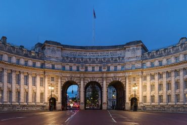 L'Admiralty Arch à Londres, futur Waldorf Astoria London où ouvrira The Admiral's Mess