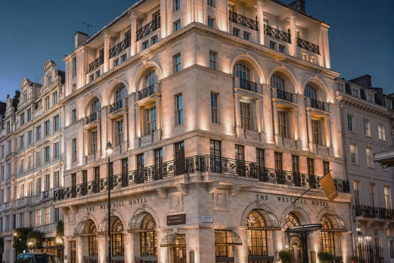 Rendu de la façade du WestDill Mayfair, à l'angle de Piccadilly et d'Albemarle Street