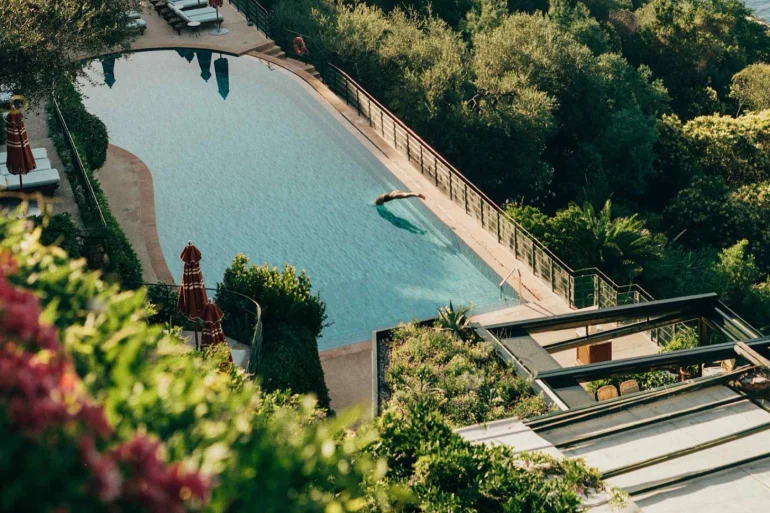 La piscine du Splendido, à Portofino, hôtel promu trois Clefs Michelin en 2026
