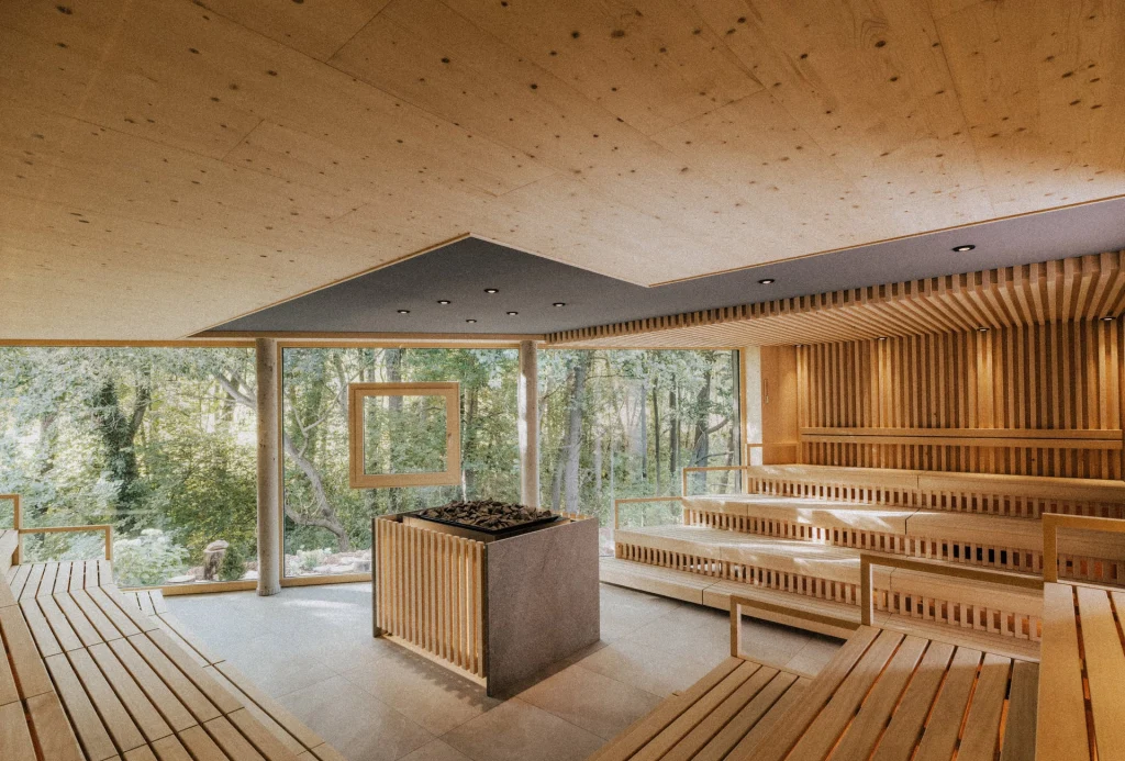 Le resort Heilthermen de Bad Waltersdorf ouvre un sauna de 60 places et passe aux 14 ans et plus