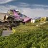 L'hôtel Marqués de Riscal de Frank Gehry au milieu des vignes d'Elciego, en Rioja Alavesa