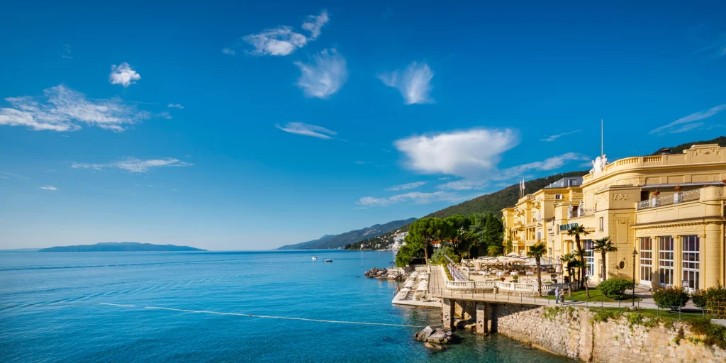 The Villa Magnolia in Lovran is the real “Hotel Portofino”: filming locations and where to stay