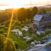 Un hôtel normand face à l'estuaire de la Seine, sur le littoral de la Manche, la façade qui progresse le plus à l'été 2026