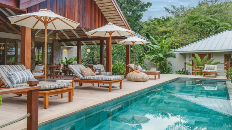 Le domaine La Réserve Private Homes Seychelles ouvre à Praslin : six villas avec piscine et chef privé