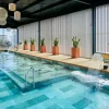 Le bassin d'eau de mer de l'Explore Spa du Méridien Ra à El Vendrell, en Catalogne